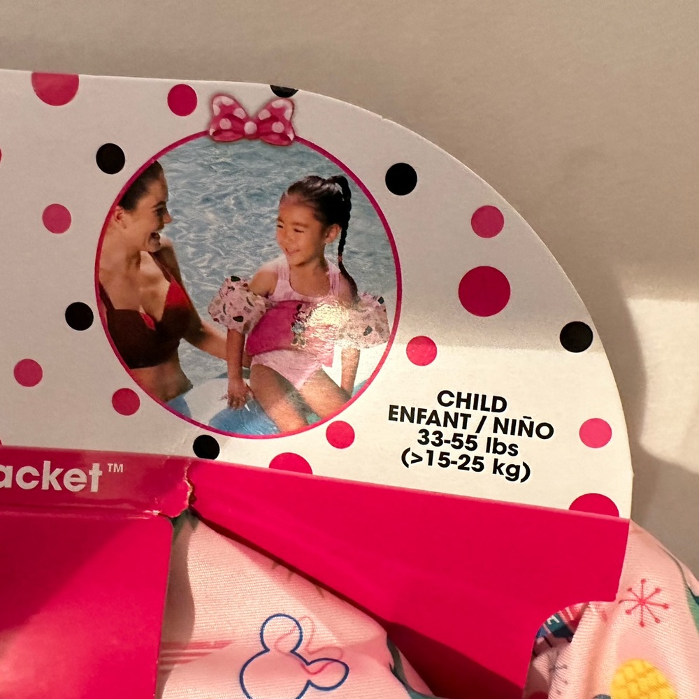 Sumer bundle- SwimWays Minnie Mouse Life Jacket & 2 pack sunsquad beach towels - Picture 6 of 7